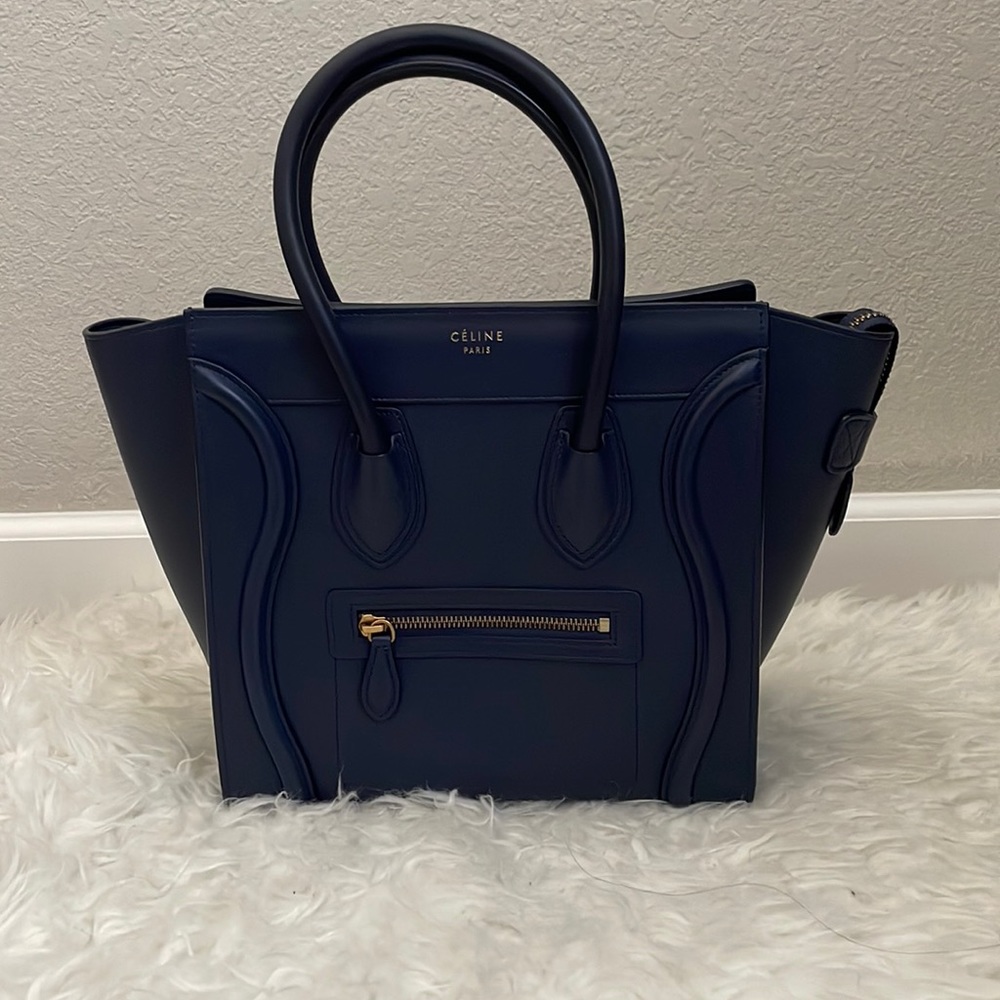 CELINE MICRO LUGGAGE HANDBAG IN SMOOTH CALFSKIN IN NAVY